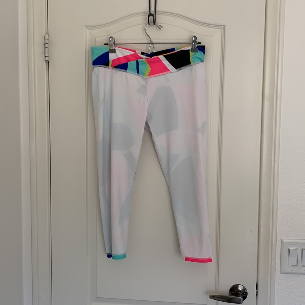 Fabletics leggings. - Picture 7 of 11